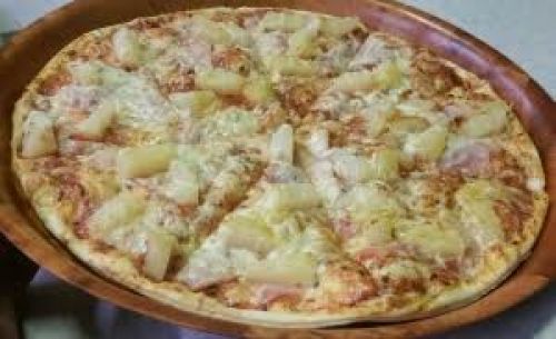 Pizza GroB � 30cm  Thunfisch